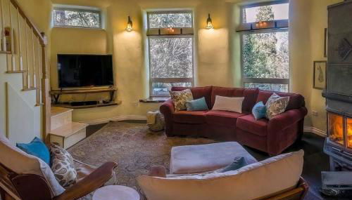 European Style Straw Bale Retreat - Foto 3