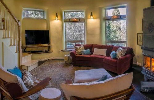 European Style Straw Bale Retreat - Foto 3