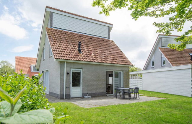 Villa in Zeeland Near the Beach - Photo 20