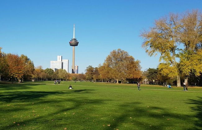 Uitzicht Over Dromerig Keulen - Foto 12