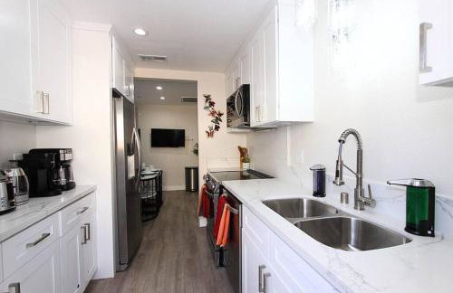 NEW! 2-Bedroom Fontana Guest House close to Kaiser Permanente - Photo 42