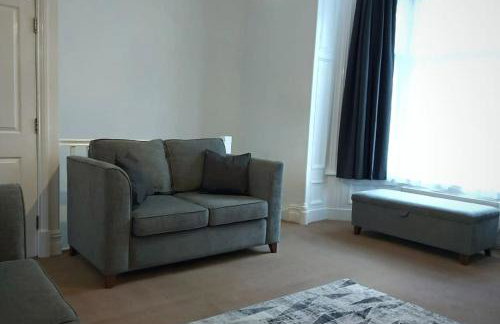 2 Bedroom City Centre Duplex Apt - Photo 19