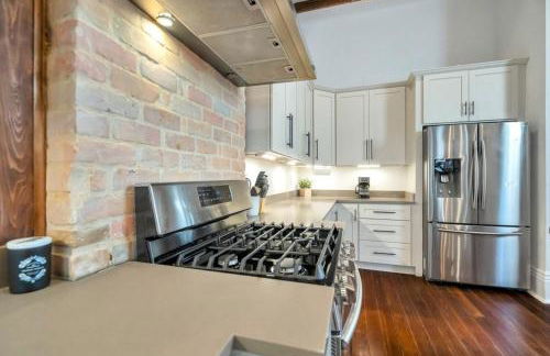 Treme Retreat w Pool & Arcade Near FQ - Foto 33