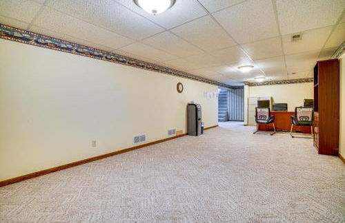 12 Mi to St Paul Pet-Friendly Home with Backyard - Photo 21