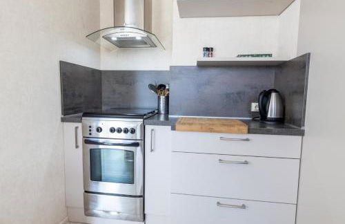 Studio Proche Gare Parthenay avec Parking - Foto 5