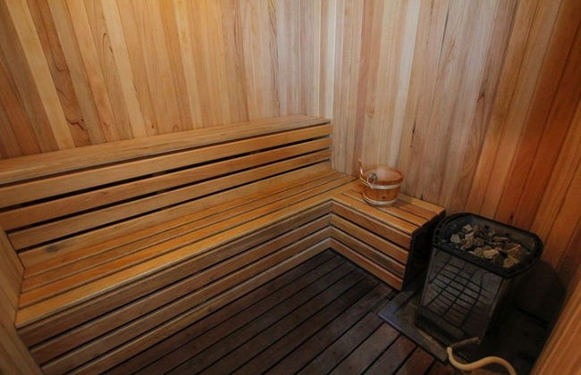 Imperial Suites Miri - Photo 16