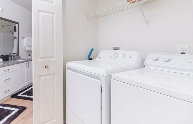 VA - Avalon - Apt 302 - Photo 21