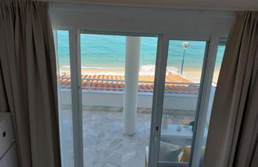 Nefeli Seaside Apartment Elegant Stay Near the Beach - Foto 54
