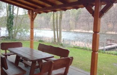 Urokliwy Domek nad Brzegiem Jeziora - Foto 28