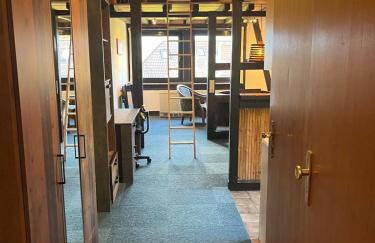 Franziska's Ferienwohnung - Die Unterkunft in ruhiger Lage direkt am Wald - Foto 1