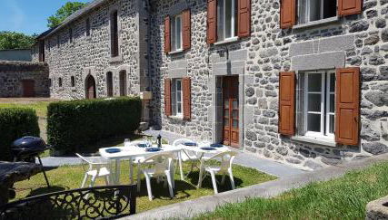 Lodge-Sagne une ferme rénovée au cœur du Cantal à proximité de la station de ski du Lioran - Foto 1