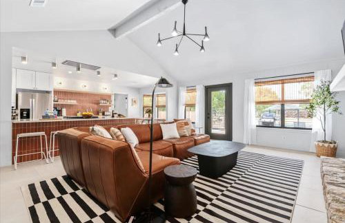 Hot Tub Pool + Firepit + Gameroom ~ Guesthouse - Foto 69