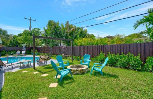 Eagle's Way with Firepit Heated Pool and Sunroom Near BEACH - Foto 73