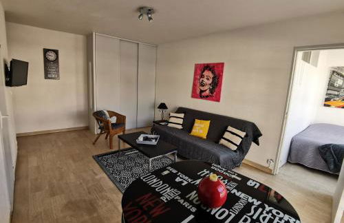 Grand studio de 33m² à 300m des plages - Foto 2