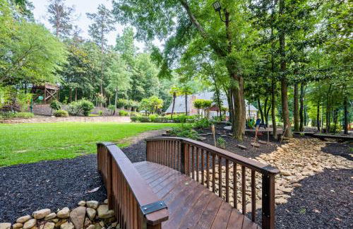 Relax In Private Pool & Cozy Gazebo At Param Farms - Foto 42