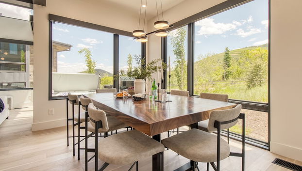 Encore by Avantstay Minutes From the Slopes in PC w Hot Tub - Foto 4, Habitación