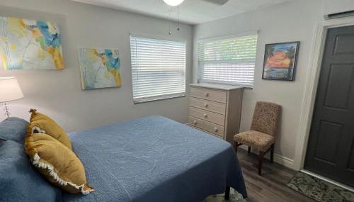 875 Oasis #1 Location! - Foto 2