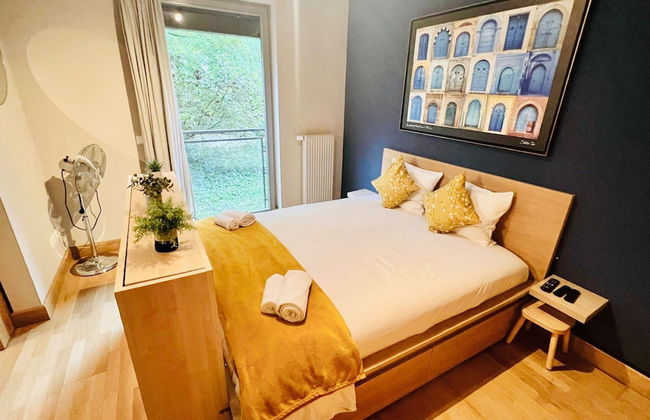 Chic one bedroom with parking&terrace - Photo 1