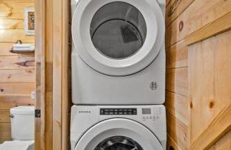 WiFi Hot Tub & Pets - EagleRock Retreat in RRG - Foto 27