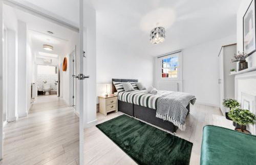 Spacious Lux Four-Bedroom Living - C London & Westminster - Photo 39