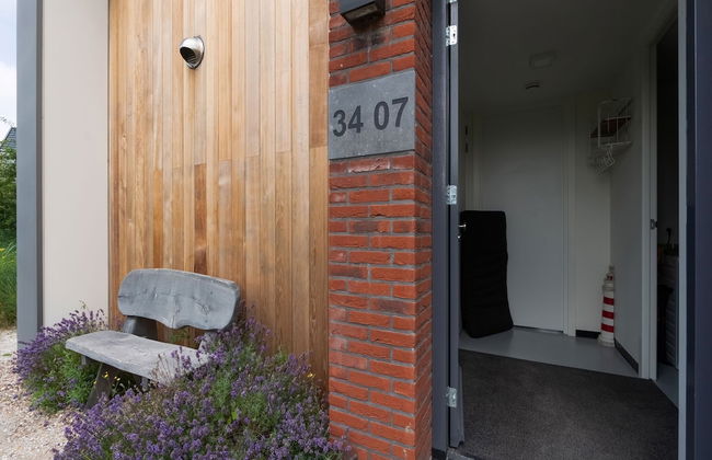 Beautiful Holiday Home Near the sea - Photo 17