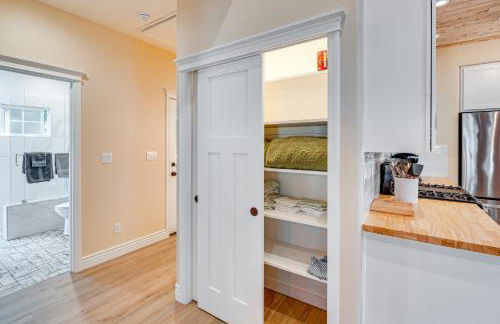 Auburn Farmhouse with Fireplace, Close to Wineries - Foto 13