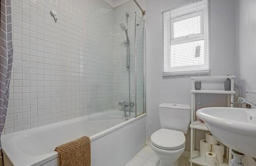 Luxury House London near Subway Station N15 - Foto 14