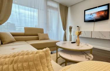 REGENCY Apartments - Zentrale 50m2 Wohnung I Balkon I Wasserblick I WiFi I Netflix - Foto 9