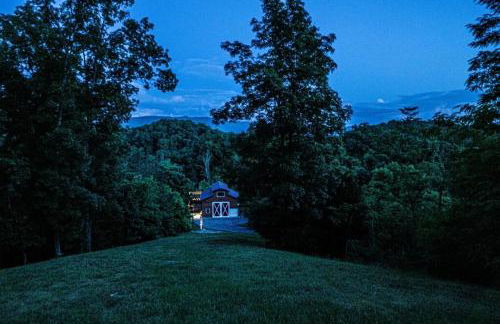 Smoke Rise Barn · Great Lake Front, Large Dock, 4bdrm, Pool Table - Foto 66