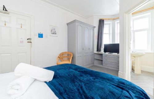 Contractor Stay above bar and restaurant - Foto 26