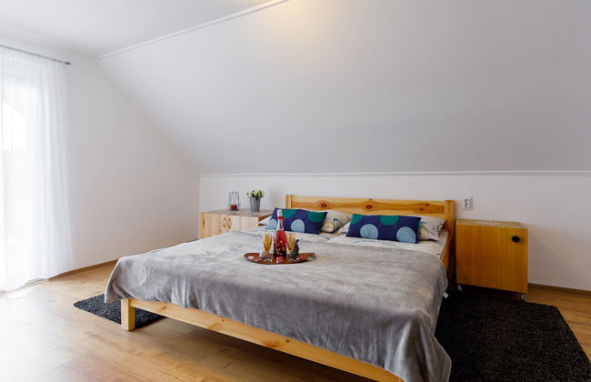 5 bedroom House in Balatonfenyves with garden and terrace - Photo 8