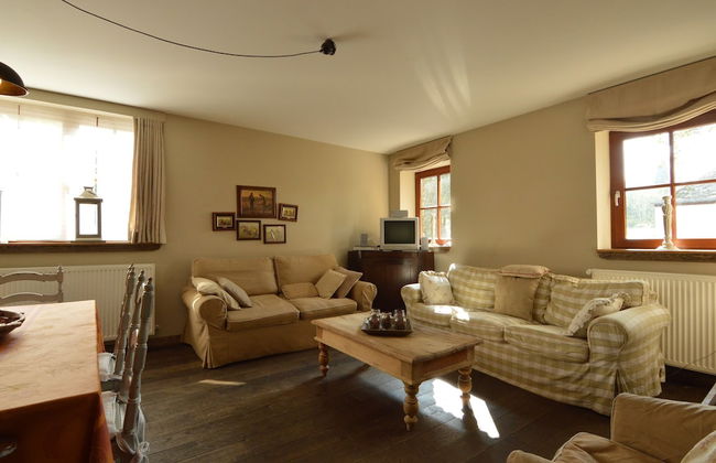 Rustic Holiday Home in Halleux - Photo 23