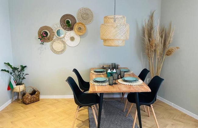 Varna Top Center Luxury One-bedroom Apartment - Photo 17