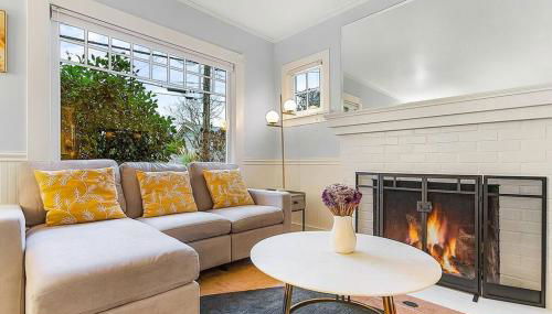 Skyline Blue House in Greenwood - Foto 2