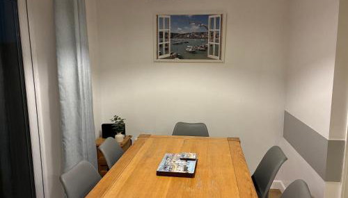 Stylish 3 bed home with allocated parking for 2 - Foto 3