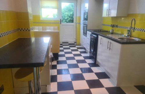 Blyth two bed exec apartment - Foto 10