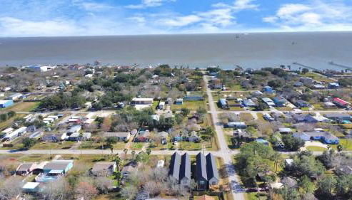 Bay Breeze Bungalow - Game Room & Pet Friendly - Foto 5