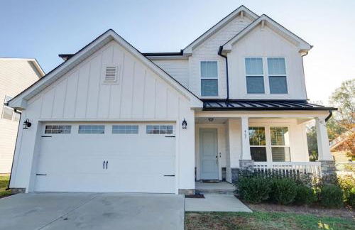 Luxury 4BR Escape - Premium Modern Comfort - Foto 9