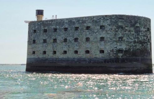 3 Bedroom Gorgeous Home In Rochefort - Foto 23