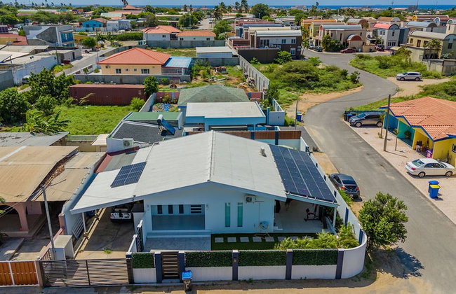 NEW Modern 3BR 3BA Private Pool Centrallylocated - Foto 30