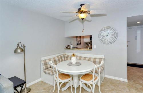 LaPlaya 202E Catch the gentle Gulf breezes on your private balcony beneath the swaying palms - Photo 11