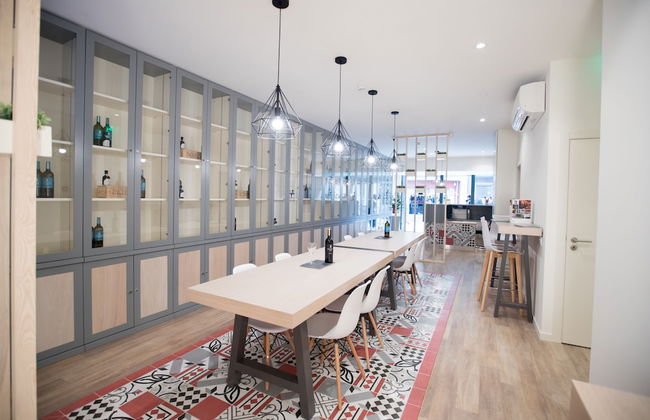 Almada Wine House - Foto 4