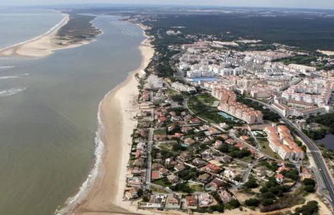 Chalet espectacular e independiente, primera línea de playa en Huelva - Foto 8