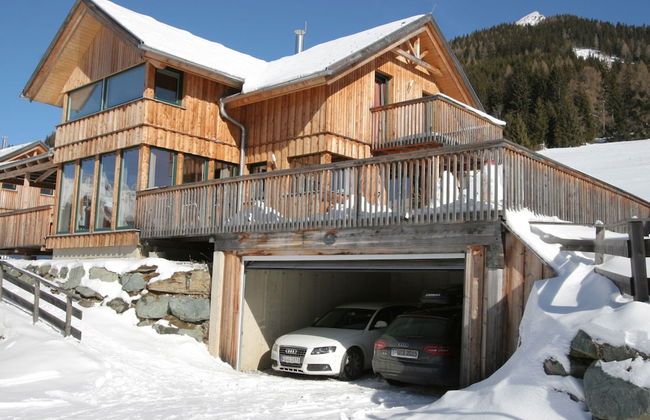 Comfortable Chalet in Hohentauern with Whirlpool near City Center - Photo 1
