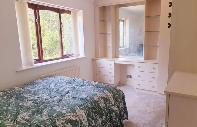 Lovely 4-bed , 3 Bath Villa in Bolton, Manchester - Foto 7