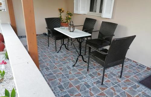 Lemon Tree House - Photo 3