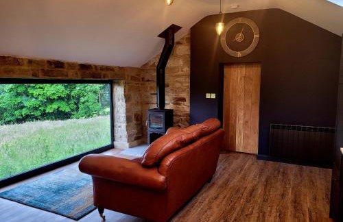 Underhill Coach House - Photo 1