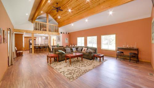 Spacious House on Half Acre Less Than 3 Mi to Beach! - Foto 3