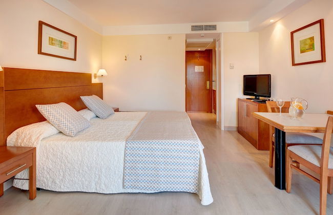 Hipotels Bahía Grande Aparthotel - Photo 6