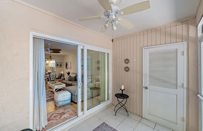 Sunset Sanctuary 2 Bedroom Condo by RedAwning - Foto 30